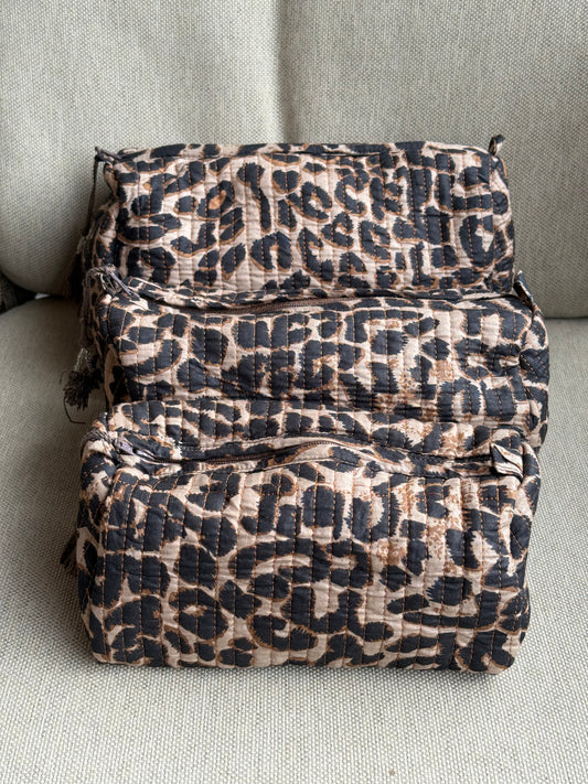 Leo luxe Toilettas