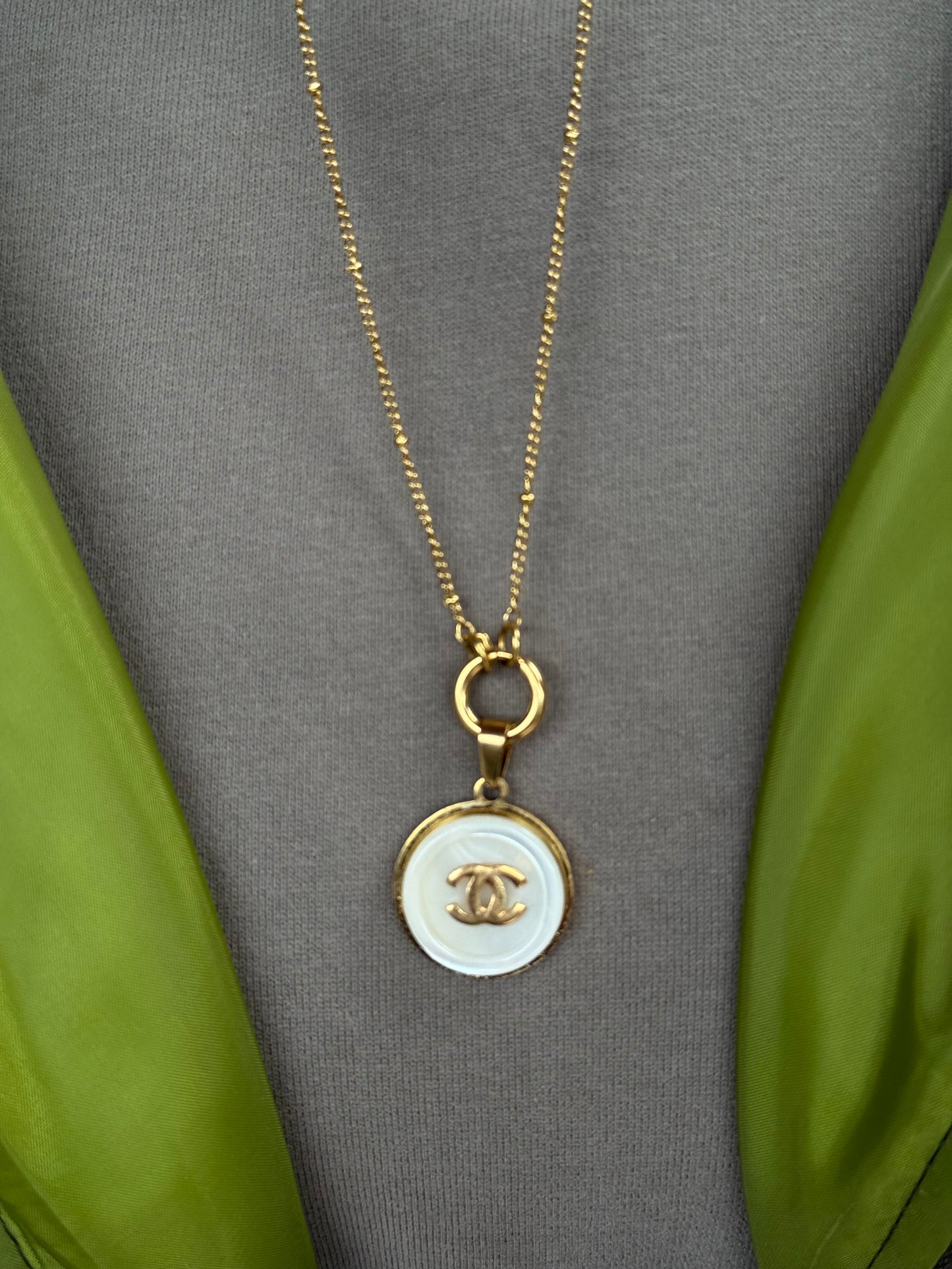 Exclusive Vintage Limited Edition Necklace -Clé